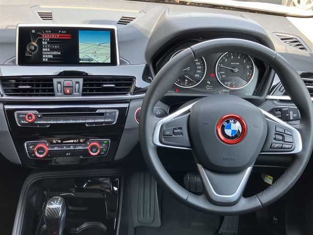 ＢＭＷ Ｘ１ sDrive 18i Xライン 山口県 2016(平28)年 2.2万km アルピンホワイトⅢ 純正HDDナビ＆/　　　　バックカメラ/社外地デジチューナー/社外18インチアルミ/純正HIDヘッドライト/純正フォグ（前後）/フロアマット＆ドアバイザー/パークディスタンスコントロール/インテリジェントセイフティ/パワーバックドア/スマートキー/エンジンプッシュスタート/ルーフレール/ETC