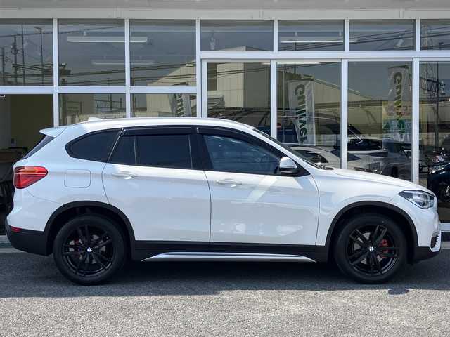 ＢＭＷ Ｘ１ sDrive 18i Xライン 山口県 2016(平28)年 2.2万km アルピンホワイトⅢ 純正HDDナビ＆/　　　　バックカメラ/社外地デジチューナー/社外18インチアルミ/純正HIDヘッドライト/純正フォグ（前後）/フロアマット＆ドアバイザー/パークディスタンスコントロール/インテリジェントセイフティ/パワーバックドア/スマートキー/エンジンプッシュスタート/ルーフレール/ETC