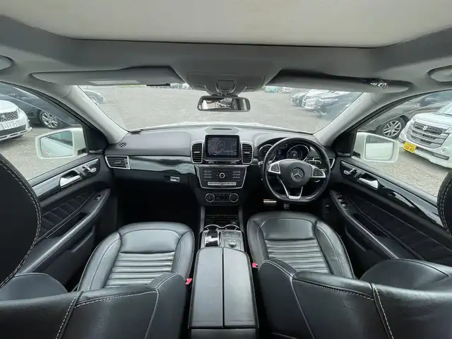 メルセデス・ベンツ ＧＬＥ３５０ｄ 4MATIC スポーツ 千葉県 2018(平30)年 14.8万km ダイヤモンドホワイト ユーザー買取車両/サンルーフ/ハーマンカードン/衝突軽減ブレーキ/レーダークルーズコントロール/クリアランスソナー/ブラインドスポットモニター/純正ナビ/・フルセグ/BT/DVD/CD/USB/バックカメラ/ステアリングスイッチ/ETC/ステアリングスイッチ/レザーシート/シートヒーター/パワーシート/HIDヘッドライト/オートライト/パドルシフト/純正20インチAW/純正フロアマット