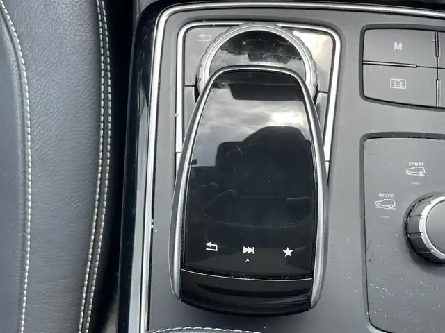 メルセデス・ベンツ ＧＬＥ３５０ｄ 4MATIC スポーツ 千葉県 2018(平30)年 14.8万km ダイヤモンドホワイト ユーザー買取車両/サンルーフ/ハーマンカードン/衝突軽減ブレーキ/レーダークルーズコントロール/クリアランスソナー/ブラインドスポットモニター/純正ナビ/・フルセグ/BT/DVD/CD/USB/バックカメラ/ステアリングスイッチ/ETC/ステアリングスイッチ/レザーシート/シートヒーター/パワーシート/HIDヘッドライト/オートライト/パドルシフト/純正20インチAW/純正フロアマット