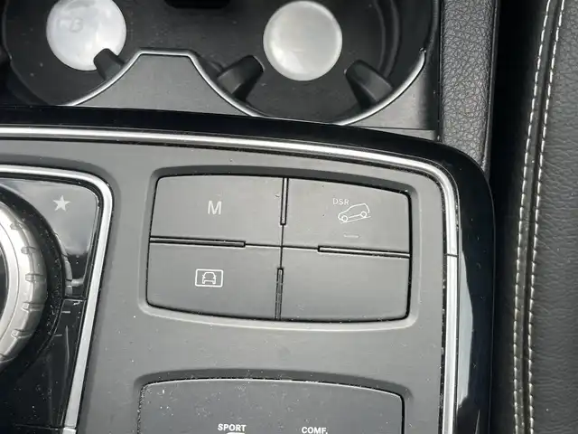 メルセデス・ベンツ ＧＬＥ３５０ｄ 4MATIC スポーツ 千葉県 2018(平30)年 14.8万km ダイヤモンドホワイト ユーザー買取車両/サンルーフ/ハーマンカードン/衝突軽減ブレーキ/レーダークルーズコントロール/クリアランスソナー/ブラインドスポットモニター/純正ナビ/・フルセグ/BT/DVD/CD/USB/バックカメラ/ステアリングスイッチ/ETC/ステアリングスイッチ/レザーシート/シートヒーター/パワーシート/HIDヘッドライト/オートライト/パドルシフト/純正20インチAW/純正フロアマット