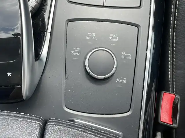 メルセデス・ベンツ ＧＬＥ３５０ｄ 4MATIC スポーツ 千葉県 2018(平30)年 14.8万km ダイヤモンドホワイト ユーザー買取車両/サンルーフ/ハーマンカードン/衝突軽減ブレーキ/レーダークルーズコントロール/クリアランスソナー/ブラインドスポットモニター/純正ナビ/・フルセグ/BT/DVD/CD/USB/バックカメラ/ステアリングスイッチ/ETC/ステアリングスイッチ/レザーシート/シートヒーター/パワーシート/HIDヘッドライト/オートライト/パドルシフト/純正20インチAW/純正フロアマット