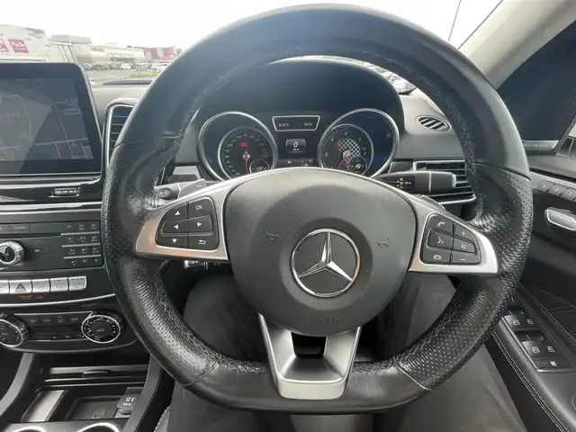 メルセデス・ベンツ ＧＬＥ３５０ｄ 4MATIC スポーツ 千葉県 2018(平30)年 14.8万km ダイヤモンドホワイト ユーザー買取車両/サンルーフ/ハーマンカードン/衝突軽減ブレーキ/レーダークルーズコントロール/クリアランスソナー/ブラインドスポットモニター/純正ナビ/・フルセグ/BT/DVD/CD/USB/バックカメラ/ステアリングスイッチ/ETC/ステアリングスイッチ/レザーシート/シートヒーター/パワーシート/HIDヘッドライト/オートライト/パドルシフト/純正20インチAW/純正フロアマット