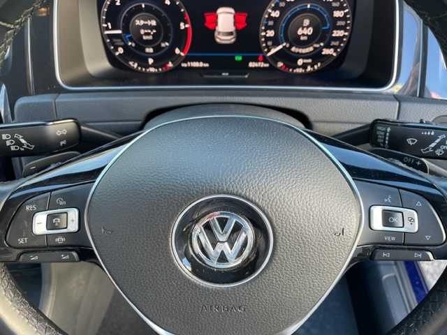 フォルクスワーゲン ゴルフ TDI コンフォートライン 神奈川県 2019(令1)年 8.3万km アトランティックブルーM 純正ナビ	/・DTV/SD/CD/DVD/BT/AUX				/バックモニター/デジタルコックピット/ビルトインETC2.0	/前後ドラレブレコーダー								/純正17インチアルミ		/パドルシフト付き革巻きステアリング		/ブレーキアシストシステム	/ブラインドスポット		/リヤトラフィックアラート			/アダプティブクルーズコントロール									/アイドリングストップ/オートライト/純正LEDヘッドライト/フロント/バックフォグ/プッシュEgスタート/ストップ/スマートキー×2/ターンランプ付電動格納ドアミラー/純正フロアマット				/取扱説明書/ナビ取扱説明書	/新車時保証書