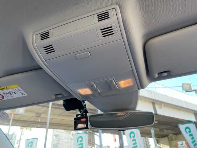 フォルクスワーゲン ゴルフ TDI コンフォートライン 神奈川県 2019(令1)年 8.3万km アトランティックブルーM 純正ナビ	/・DTV/SD/CD/DVD/BT/AUX				/バックモニター/デジタルコックピット/ビルトインETC2.0	/前後ドラレブレコーダー								/純正17インチアルミ		/パドルシフト付き革巻きステアリング		/ブレーキアシストシステム	/ブラインドスポット		/リヤトラフィックアラート			/アダプティブクルーズコントロール									/アイドリングストップ/オートライト/純正LEDヘッドライト/フロント/バックフォグ/プッシュEgスタート/ストップ/スマートキー×2/ターンランプ付電動格納ドアミラー/純正フロアマット				/取扱説明書/ナビ取扱説明書	/新車時保証書