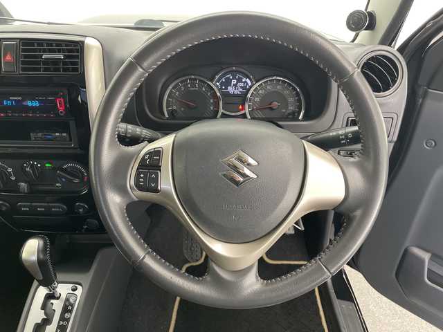 スズキ ジムニー ランドベンチャー 長野県 2014(平26)年 5万km ブルーイッシュブラックパール3 切り替え4WD/ターボ/社外オーディオ/トーヨーオープンカントリーR/T/純正マットガード/TERZOベースキャリア/サイドステップ/ISOFIX/ドアバイザー/ETC/スペアキー/純正フロアマット/ステアリングスイッチ/LEDヘッドライト