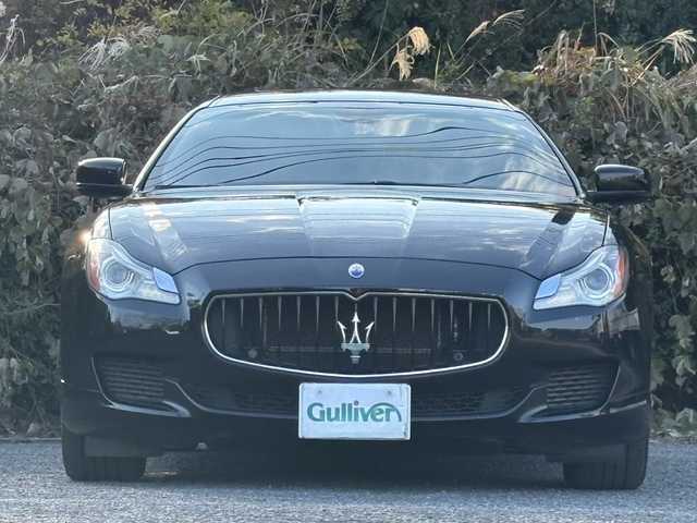 マセラティ クワトロポルテ S Q4 大分県 2014(平26)年 5.7万km 黒 ブラウンレザーシート/サンルーフ/純正ナビ/バックカメラ/パワーシート/シートヒーター/クルーズコントロール/パドルシフト/前後クリアランスソナー/純正キセノンライト/オートライトコントロール/スマートキー/エンジンプッシュスタート/ETC/純正19インチアルミホイール