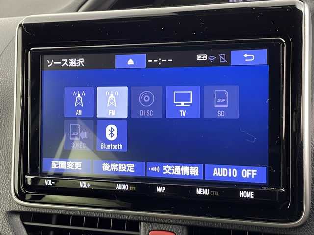 トヨタ エスクァイア ハイブリッド Gi プレミアムパッケージ ブラックテーラード 愛知県 2020(令2)年 6.2万km ブラック 禁煙車/純正9インチナビ（NSZT-Y68T）/・フルセグ・CD・DVD・Bluetooth・SD/純正フリップダウンモニター/両側パワースライドドア/バックカメラ/トヨタセーフティセンス/・プリクラッシュセーフティ/・オートマチックハイビーム/・レーンディパーチャーアラート/ステアリングヒーター/前席シートヒーター/ステアリングスイッチ/革巻きステアリング/クルーズコントロール/LEDヘッドライト（オートライト）/スマートキー/プッシュスタート/スペアスマートキー
