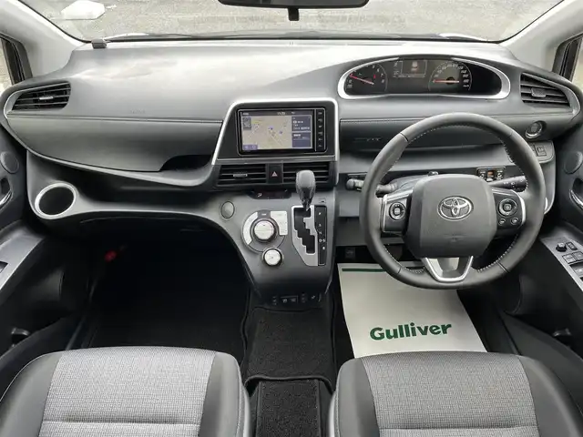 トヨタ シエンタ G セーフティエディション 千葉県 2021(令3)年 0.4万km ブラックマイカ トヨタセーフティーセンス/・プリクラッシュセーフティー/・レーンキープアシスト/・パーキングサポートブレーキ/・オートマチックハイビーム/純正SDナビ【NSZT-W68T】/・CD/DVD/MSV/Bluetooth/フルセグTV/パノラミックビューカメラ/両後パワースライドドア/前席シートヒーター/ステアリングヒーター/スマートキー/前後コーナーセンサー/社外前後ドライブレコーダー/純正ビルトインETC2.0/純正LEDヘッドライト/社外15インチアルミホイール/本革巻きステアリング/ドアバイザー/新車時保証書＆取扱説明書