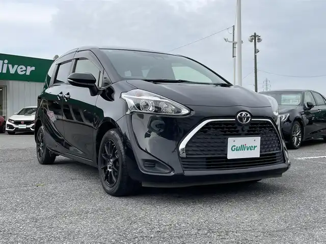 トヨタ シエンタ G セーフティエディション 千葉県 2021(令3)年 0.4万km ブラックマイカ トヨタセーフティーセンス/・プリクラッシュセーフティー/・レーンキープアシスト/・パーキングサポートブレーキ/・オートマチックハイビーム/純正SDナビ【NSZT-W68T】/・CD/DVD/MSV/Bluetooth/フルセグTV/パノラミックビューカメラ/両後パワースライドドア/前席シートヒーター/ステアリングヒーター/スマートキー/前後コーナーセンサー/社外前後ドライブレコーダー/純正ビルトインETC2.0/純正LEDヘッドライト/社外15インチアルミホイール/本革巻きステアリング/ドアバイザー/新車時保証書＆取扱説明書