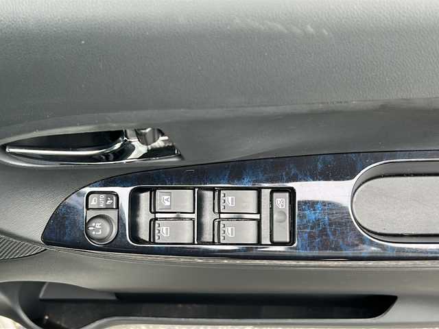 ダイハツ タント カスタム RS トップED SAⅡ 愛知県 2017(平29)年 2.5万km パールホワイトⅢ /禁煙車//社外ナビ・ワンセグテレビ//バックカメラ//ETC//スマートアシストII//エマージェンシーストップシグナル//ヒルホールドシステム//電動格納ウィンカーミラー//LEDオートライト//ステアリングスイッチ//純正15インチアルミ//保証書/取扱説明書//スペアキー