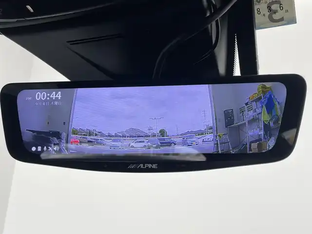 ホンダ シビック e:HEV 愛知県 2023(令5)年 2.7万km プレミアムクリスタルブルークリスタル ワンオーナー/ホンダセンシング/　　・衝突軽減ブレーキシステム/　　・車線維持支援システム/　　・アダプティブクルーズコントロール/　　・トラフィックジャムアシスト/　　・オートハイビーム/　　・アダプティブドライビングビーム/アルパイン製デジタルインナーミラー/アルパイン製ドライブレコーダー/純正9インチナビ/　　・BT/フルセグ/BOSEプレミアムサウンドシステム/バックカメラ/ビルトインETC2.0/置くだけ充電/革巻きステアリング/ステアリングリモコン/パドルシフト/ハーフレザーシート/パワーシート（前席）/シートヒーター（前席）/テールゲートスポイラー/純正LEDヘッドライト/フォグランプ/純正18インチアルミホイール/取扱説明書/保証書