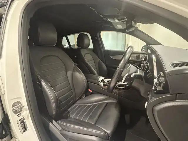 メルセデス・ベンツ ＧＬＣ２２０ d 4マチック クーペ スポーツ 本革 愛知県 2017(平29)年 6.4万km 白 HDDナビ/フルセグテレビ/360°カメラ/アイドリングストップ/アダプティブクルーズコントロール/サンルーフ/プッシュスタート/パワーバックドア/ETC