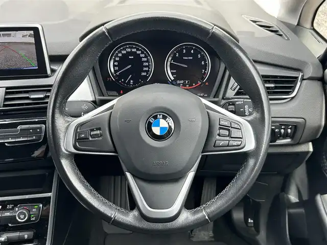 ＢＭＷ ２１８ｉ グランツアラー 愛知県 2019(令1)年 5.7万km メディテラニアンブルー メーカーオプションナビ【Bluetooth AM FM USB】/ドライブレコーダー/バックカメラ/ETC/インテリジェントセーフティ/・衝突軽減ブレーキ/・衝突警告/・歩行者警告/・車線逸脱警報/クルーズコントロール/クリアランスソナー/オートライト/LEDヘッドライト/オートライト/フォグランプ/リアフォグランプ/ヘッドライトレベライザー/ステアリングリモコン/電動パーキングスイッチ/電動格納ドアミラー/純正アルミホイール/保証書/記録簿/取扱説明書/禁煙車
