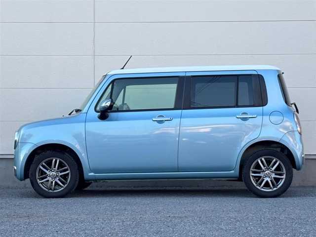 スズキ ラパン ショコラ X 愛知県 2015(平27)年 5.4万km フィズブルーパールメタリック/ホワイト 純正ナビ/　(CD/DVD/フルセグ)/前方ドライブレコーダー/ETC/LEDヘッドライト/本革シート/社外アルミホイール(SG・E)/純正アルミホイール付き/Wエアバック/ABS/アイドリングストップ/スマートキー/取扱説明書