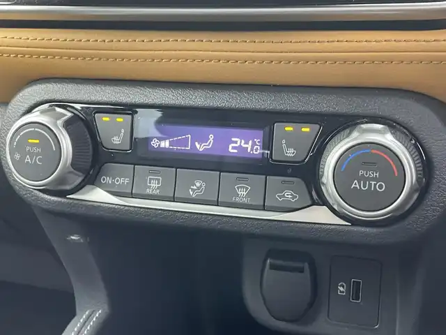 日産 キックス X ツートーンインテリアED 熊本県 2022(令4)年 1.3万km ブリリアントホワイトパール 社外9インチナビMDV-M908HDF（ＣＤ・ＤＶＤ・フルセグ・ＢＴ・ＳＤ）/バックカメラ　/ビルトインＥＴＣ　/前席シートヒーター　/ステアリングヒーター/前後クリアランスソナー　/レーダークルーズコントロール　/プロパイロット/衝突軽減ブレーキ　/レーンキープアシスト/横滑り防止/ハーフレザーシート/デジタルインナーミラー/社外フロアマット/純正17インチAW/オートライト/LEDヘッドライト/フォグランプ/スマートキー/プッシュスタート/保証書/取扱説明書