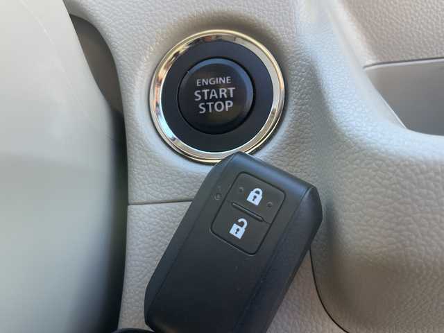 スズキ ワゴンＲ HYBRID FX 青森県 2018(平30)年 8.1万km ブルーイッシュブラックパール3 純正ナビ（CD・DVD・Bluetooth・フルセグ）/バックカメラ/アラウンドビューモニター/HUD/衝突被害軽減機能/レーンキープアシスト/横滑り防止機能/運転席＆助手席シートヒーター/シガーソケット/スマートキー/スペアキー