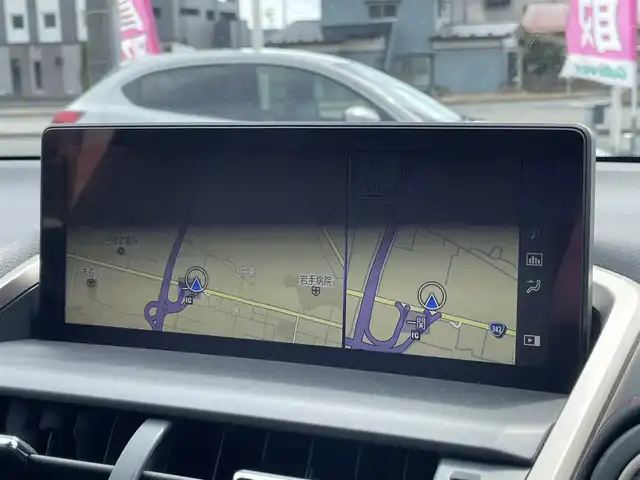 レクサス ＮＸ 300h Fスポーツ 岩手県 2018(平30)年 9.2万km ソニッククォーツ マークレビンソンプレミアムサウンド/ブラインドスポットモニター/ナノエアコン/ヘッドアップディスプレイ/純正エンジンスターター/置くだけ充電/ワンオーナー/純正メーカーナビ/AM/FM/CD/DVD/Bluetooth/フルセグTV/全方位カメラ/ビルトインETC/ドライブレコーダー/クルーズコントロール/衝突被害軽減ブレーキ/レーンキープアシスト/横滑り防止装置/パワーシート/シートヒーター/オートライト/オートハイビーム/LEDヘッドライト/フォグランプ/スマートキーー/プッシュスタート/電動格納ミラー/純正18インチAW/純正フロアマット/純正ドアバイザー/保証書/取扱説明書”