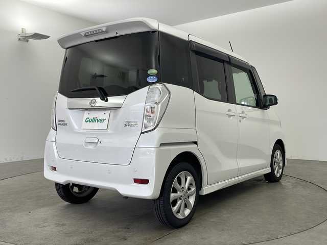 日産 デイズ ルークス ハイウェイスター Xターボ 兵庫県 2019(平31)年 6.8万km ホワイトパール ・純正ナビ＆BT＆CD＆DVD＆TV＆SD/・片側パワースライドドア/・アラウンドビューモニター/・エマージェンシーブレーキ/・レーンキープアシスト/・オートマチックハイビーム/・パーキングアシスト/・サイドエアロ/・リアスポイラー/・前方ドライブレコーダー/・LEDヘッドライト/・フォグライト/・純正14インチAW/・純正フロアマット/・ETC/・プッシュスタート/・アイドリングストップ