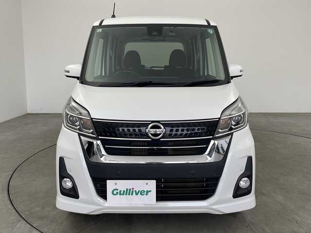 日産 デイズ ルークス ハイウェイスター Xターボ 兵庫県 2019(平31)年 6.8万km ホワイトパール ・純正ナビ＆BT＆CD＆DVD＆TV＆SD/・片側パワースライドドア/・アラウンドビューモニター/・エマージェンシーブレーキ/・レーンキープアシスト/・オートマチックハイビーム/・パーキングアシスト/・サイドエアロ/・リアスポイラー/・前方ドライブレコーダー/・LEDヘッドライト/・フォグライト/・純正14インチAW/・純正フロアマット/・ETC/・プッシュスタート/・アイドリングストップ