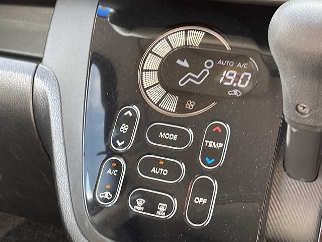 日産 デイズ ルークス ハイウェイスターX 福島県 2014(平26)年 8.8万km ブラック 純正ナビ　全方位Ｃ　フルセグＴＶ　ＢＴ　純正１４インチサマータイヤ付ＡＷ　スペアキー　エンスタ　純正ドアバイザー　片側パワスラ　電動格納ミラー　自動防眩ミラー　シートカバー　リアシーリングファン