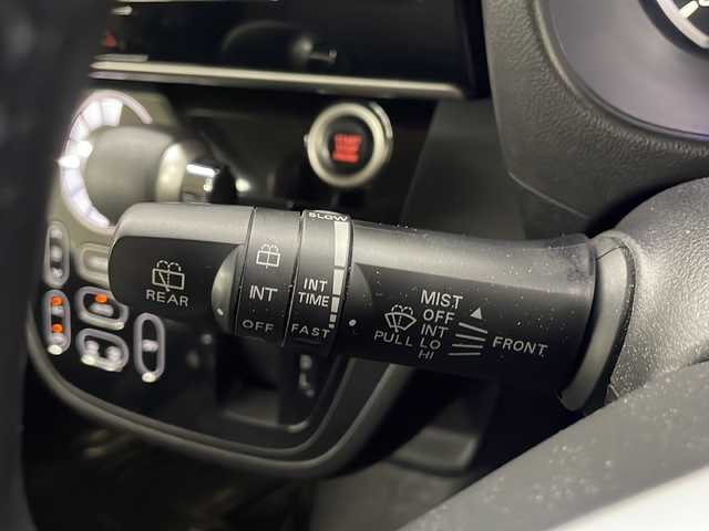 日産 デイズ ルークス ハイウェイスターX 長崎県 2014(平26)年 8.8万km ブラック 純正メモリナビ/(フルセグ/CD/DVD/Bluetooth)/アラウンドビューモニター/片側パワースライドドア/純正１４インチＡＷ/ドライブレコーダー/スペアキー/純正ドアバイザー/電動格納ミラー/革シートカバー/リアシーリングファン/後部座席遮光カーテン/保証書/取扱説明書