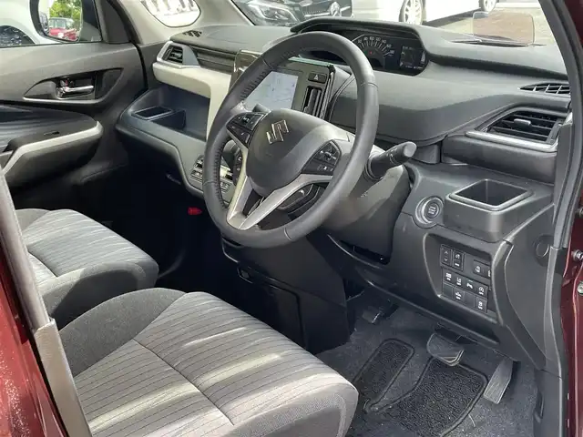 スズキ ソリオ HV MZ 静岡県 2024(令6)年 0.6万km メロウディープレッドパール 純正ナビ/フルセグTV/DVD/CD/BT/USB/全方位カメラ/両側電動スライドドア/衝突軽減ブレーキ/レーンキープアシスト/ヘッドアップディスプレイ/バックソナー/前後ドライブレコーダー/前席シートヒーター /LEDヘッドライト/LEDフォグライト/ビルトインETC/純正15インチAW/スマートキー×2/保証書/取扱説明書/ナビ取扱説明書