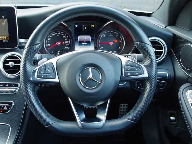 メルセデス・ベンツ Ｃ２２０ｄ ローレウスエディション 千葉県 2018(平30)年 5.4万km ダイヤモンドホワイト 特別仕様車 /ブラックレザーシート /アダプティブクルーズコントロール /レーダーセーフティパッケージ /エアサス/パークセンサー/ブラインドスポットモニター /バックカメラ /純正ナビ /ETC /ドラレコ /フルセグTV /前席シートヒーター/シートポジションメモリー機能