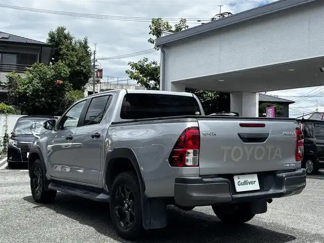 トヨタ ハイラックス Z ブラックラリーエディション 熊本県 2020(令2)年 7.7万km シルバーメタリック ワンオーナー/ハードトノカバー/社外SDナビ（CN-RE06WD）/【フルセグTV/CD/DVD/SD/BT】/バックカメラ/トヨタセーフティセンス/・プリクラッシュセーフティ/・レーンディパーチャアラート/・ロードサインアシスト/・先行車発進告知/レーダークルーズコントロール/ミラー一体型前後ドライブレコーダー/革調シートカバー/ステアリングリモコン/ダウンヒルアシスト/リアデフロック/オートライト/LEDヘッドライト/純正18インチAW/スマートキー/スペアキー/保証書/取扱説明書(車両/ナビ)