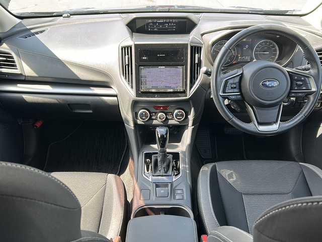 スバル インプレッサ スポーツ 2．0i－L アイサイト 長野県 2018(平30)年 3.2万km クォーツブルーP ・純正7インチメモリーナビゲーション/CD DVD　フルセグTV Bluetooth/・バックカメラ/・ETC/・アイサイト/・レーダークルーズコントロール/・レーンキープアシスト/・ブラインドスポットモニター/・LEDヘッドライト/・オートライト/・純正17インチアルミホイール/・ウィンカーミラー/・電動格納ミラー/・スマートキー/・エンジンプッシュスタート