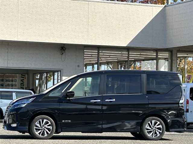 日産 セレナ e－パワー ハイウェイスター V 宮城県 2019(令1)年 7.1万km ダイヤモンドブラック 純正SDナビ（フルセグTV、BT、AM、FM、SD、DVD、CD、ブルーレイ）//フリップダウンモニター//日産プロパイロット//純正エアロ（フロント、サイド）//ビルトインETC2.0//純正AW//ドラレコ//全周囲カメラ//純正フロアマット//BSM//両側パワースライドドア//前席シートヒーター//電動格納ドアミラー//パーキングアシスト//スマートキー//オートライト