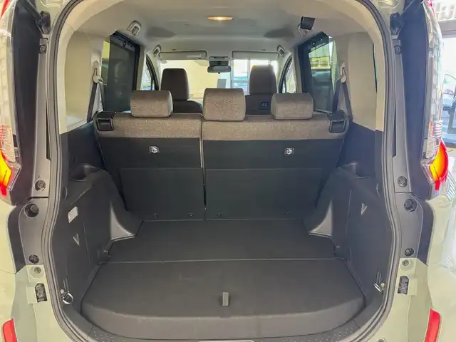 トヨタ シエンタ ハイブリッド Z 滋賀県 2024(令6)年 1.3万km アーバンカーキ ワンオーナー/純正ディスプレイオーディオコネクティッドナビ対応/　Bluetooth appleCarPlay/バックカメラ/ETC2.0/ブラインドスポットモニター/Toyota Safety Sense /プリクラッシュセーフティ/レーンディパーチャーアラート/レーントレーシングアシスト/アダプティブハイビームシステム/ロードサインアシスト/ドライバー異常時対応システム/プロアクティブドライビングアシスト/発進遅れ告知機能/ドライブレコーダー/純正LEDヘッドライト/純正フロアマット/純正ドアバイザー/スマートキー×2/プッシュスタート/