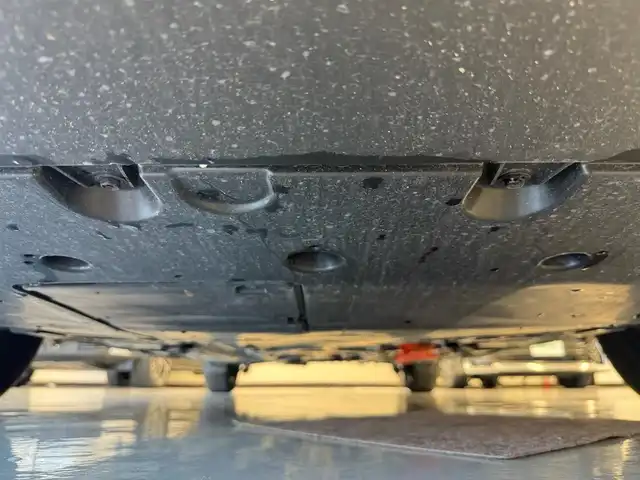 トヨタ シエンタ ハイブリッド Z 滋賀県 2024(令6)年 1.3万km アーバンカーキ ワンオーナー/純正ディスプレイオーディオコネクティッドナビ対応/　Bluetooth appleCarPlay/バックカメラ/ETC2.0/ブラインドスポットモニター/Toyota Safety Sense /プリクラッシュセーフティ/レーンディパーチャーアラート/レーントレーシングアシスト/アダプティブハイビームシステム/ロードサインアシスト/ドライバー異常時対応システム/プロアクティブドライビングアシスト/発進遅れ告知機能/ドライブレコーダー/純正LEDヘッドライト/純正フロアマット/純正ドアバイザー/スマートキー×2/プッシュスタート/