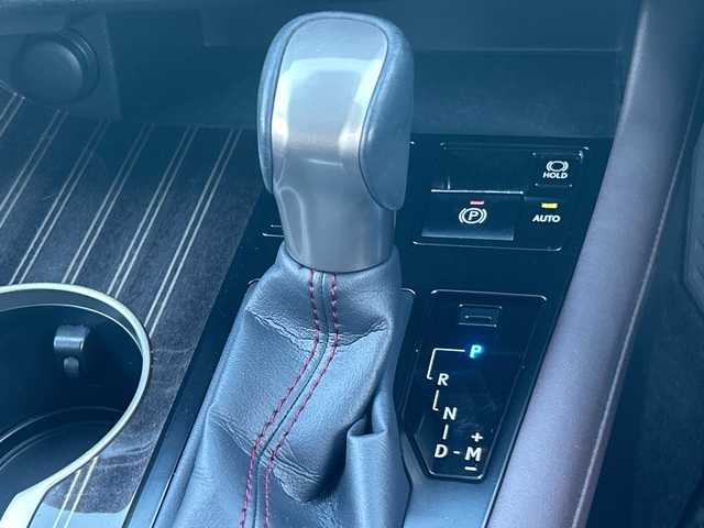 レクサス ＲＸ 200t バージョンL 大阪府 2016(平28)年 4.4万km ソニッククォーツ １２．３型ナビ（フルセグ/Bluetooth/DVD/CD)/サンルーフ　/ブラインドスポットモニター　/レーダークルーズコントロール　/全方位カメラ/ヘッドアップディスプレイ　/衝突被害軽減システム　/横滑り防止装置　/レーンキープアシスト　/オートマチックハイビーム/コーナーセンサー/純正アルミホイール/純正LED/ワンオーナー/シートヒーター/レーザーシート/パワーシート/ドライブレコーダー/ビルトインETC2.0/スペアキー1本/保証書/取扱説明書