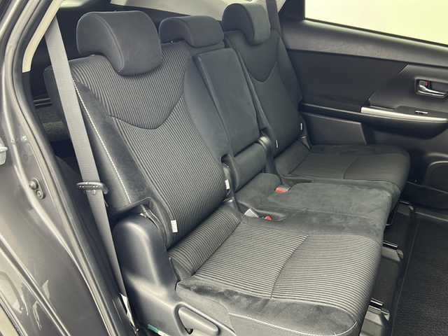 トヨタ プリウス α S 宮城県 2019(令1)年 5.3万km グレーメタリック Toyota Safety Sense /・プリクラッシュセーフティ/・レーンディパーチャーアラート/・オートマチックハイビーム/・レーダークルーズコントロール/助手席リフトアップ/純正7インチSDナビ/・BT.CD.DVD.SD/バックカメラ/フルセグTV/ビルトインETC/ドライブレコーダー（F）/ステアリングスイッチ/プッシュスタート/スマートキー×1/LEDヘッドライト/LEDフォグランプ/純正フロアマット/純正16inAW/横滑り防止