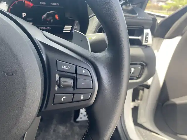トヨタ スープラ SZ 福岡県 2022(令4)年 0.7万km パール ・レーダークルーズコントロール/・純正ナビ/USB/Bluetooth/・バックカメラ/・前後ドライブレコーダー/・フルセグ/・社外ETC/・純正17AW/・車高調/・プッシュスタート/・パーキングアシスト/・スマートキー/・スペアキー/・フルエアロパーツ/・オートライト/・LEDライト/・保証書/・取扱説明書