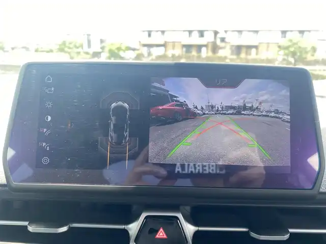 トヨタ スープラ SZ 福岡県 2022(令4)年 0.7万km パール ・レーダークルーズコントロール/・純正ナビ/USB/Bluetooth/・バックカメラ/・前後ドライブレコーダー/・フルセグ/・社外ETC/・純正17AW/・車高調/・プッシュスタート/・パーキングアシスト/・スマートキー/・スペアキー/・フルエアロパーツ/・オートライト/・LEDライト/・保証書/・取扱説明書