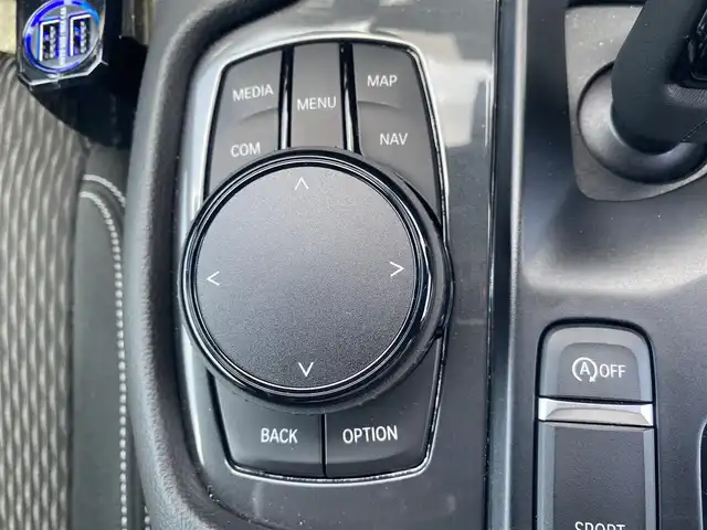 トヨタ スープラ SZ 福岡県 2022(令4)年 0.7万km パール ・レーダークルーズコントロール/・純正ナビ/USB/Bluetooth/・バックカメラ/・前後ドライブレコーダー/・フルセグ/・社外ETC/・純正17AW/・車高調/・プッシュスタート/・パーキングアシスト/・スマートキー/・スペアキー/・フルエアロパーツ/・オートライト/・LEDライト/・保証書/・取扱説明書