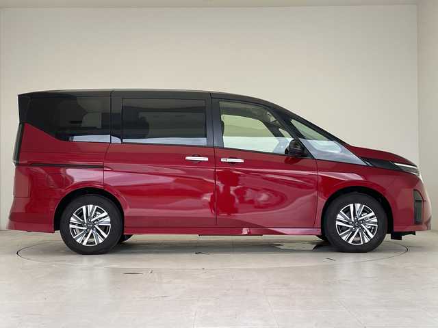 日産 セレナ e－パワー ハイウェイスター V 愛知県 2023(令5)年 0.1万km 赤 プロパイロット/純正12.3型ディズプレイオーディオナビ/レーダークルーズコントロール/全方位カメラ/両側パワースライドドア/ハンズフリースライドドア/コーナーセンサー/ワイヤレス充電器/ブラインドスポットモニター/LEDヘッドライト/インテリジェントミラー/リアオートエアコン/オートマチックハイビーム/ドライブレコーダー/シートヒーター/ステアリングヒーター/フリップダウンモニター/純正アルミホイール/スマートキー/プッシュスタート
