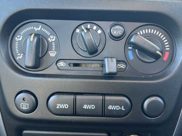 スズキ ジムニー XG 道東・釧路十勝 2011(平23)年 7.3万km ノクターンブルーパール 4WD/社外オーディオ　/ＣＤ再生　/リモコンキー　/純正１６インチアルミホイール　/社外フロアマット