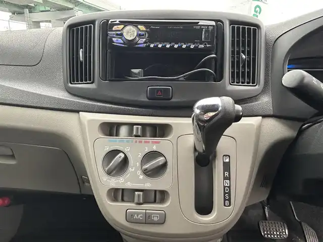 ダイハツ ミラ イース X 愛知県 2011(平23)年 14.2万km ブラックマイカメタリック 社外カーオディオ/DVD/バックカメラ/純正14インチAW/フロアマット/サイドバイザー/トノカバー/ハロゲンライト/ヘッドライトレベライザー/トノカバー/合皮シート/電格ミラー/アイドリングストップ/リモコンキー/取扱説明書