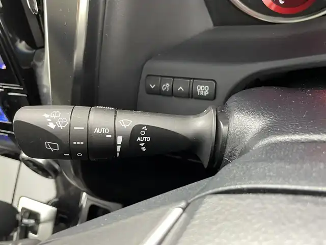 トヨタ アルファード S Cパッケージ 熊本県 2018(平30)年 5.5万km ホワイトパールクリスタルシャイン 社外11型ナビゲーション/社外12.8型後席フリップダウンモニター(PXH12X-R-AV)/Bluetooth/CD/DVD/純正前方ドライブレコーダー/バックカメラ/ビルトインETC/両側パワースライドドア/トヨタセーフティーセンス/・衝突軽減ブレーキ/・レーダークルーズコントロール/・先行車発進お知らせ/・車線逸脱警報機能/横滑り防止/電動リアゲート/前席パワーシート/前席シートヒーター/前席エアーシート/LEDヘッドライト/フォグランプ/モデリスタエアロ/オートライト/オートマチックハイビーム/LEDヘッドライト/フォグライト/スマートキー/プッシュスタート/スペアキー1本/保証書/取扱説明書