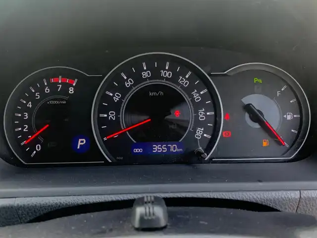 トヨタ ノア Si ダブルバイビーⅡ 大阪府 2019(令1)年 3.6万km ブラック 純正９インチナビ/   フルセグTV/CD/DVD/Bluetooth/USB/バックモニター/両側パワースライドドア/クルーズコントロール/アイドリングストップ/コーナーセンサー/純正フロアマット/プッシュスタート/スマートキー/ＥＴＣ/ＬＥＤライト