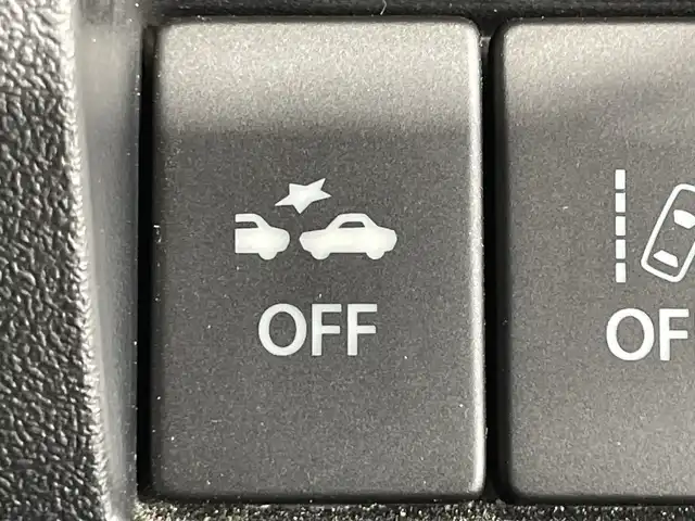 スズキ ジムニー XC 神奈川県 2021(令3)年 2.8万km ミディアムグレー スズキセーフティサポート/社外7型SDナビゲーション【CN-RE07WD】/・BT/フルセグTV/CD/DVD/SD/革巻きステアリング/ステアリングスイッチ/Autoライト/クルーズコントロール/ダウンヒルアシストコントロール/ETC/ドライブレコーダー/LEDヘッドライト/フォグランプ/電動格納ミラー/ウィンカーミラー/ミラーヒーター/スマートキー/プッシュスタートボタン/背面タイヤ/純正フロアマット/純正ドアバイザー/純正16インチアルミホイール