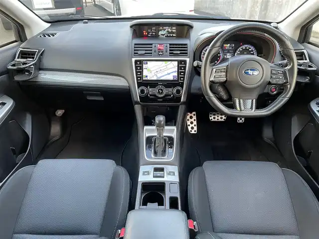 スバル レヴォーグ 1．6GT－S アイサイト 道央・札幌 2014(平26)年 11.8万km クリスタルホワイトP 登録時走行距離117/852km/　４　W　D　/アイサイト/純正SDナビ(CD/DVD/FM/AM/SD/BT)/フルセグテレビ（走行中視聴可能）/バックカメラ/アイドリングストップ/ウィンカーミラー/クルーズコントロール（追従走行あり）/ドアバイザー/プッシュスタート/ETC/MTモード付AT/パドルシフト/USB入力端子/純正ドライブレコーダー/パワーシート（運転席/助手席）/純正フロアマット/横滑り防止装置/レーンキープアシスト/盗難防止装置/オートライト/衝突軽減ブレーキ/フォグランプ/リアフォグランプ/革巻きステアリング/ステアリングスイッチ/イルミネーションコントロール/ワイパー間欠時間コントローラー/ヒルホールドスイッチ/社外エンジンスターター/電動格納ミラー/バニティミラー