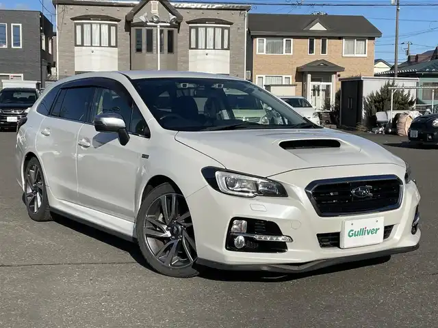 スバル レヴォーグ 1．6GT－S アイサイト 道央・札幌 2014(平26)年 11.8万km クリスタルホワイトP 登録時走行距離117/852km/　４　W　D　/アイサイト/純正SDナビ(CD/DVD/FM/AM/SD/BT)/フルセグテレビ（走行中視聴可能）/バックカメラ/アイドリングストップ/ウィンカーミラー/クルーズコントロール（追従走行あり）/ドアバイザー/プッシュスタート/ETC/MTモード付AT/パドルシフト/USB入力端子/純正ドライブレコーダー/パワーシート（運転席/助手席）/純正フロアマット/横滑り防止装置/レーンキープアシスト/盗難防止装置/オートライト/衝突軽減ブレーキ/フォグランプ/リアフォグランプ/革巻きステアリング/ステアリングスイッチ/イルミネーションコントロール/ワイパー間欠時間コントローラー/ヒルホールドスイッチ/社外エンジンスターター/電動格納ミラー/バニティミラー