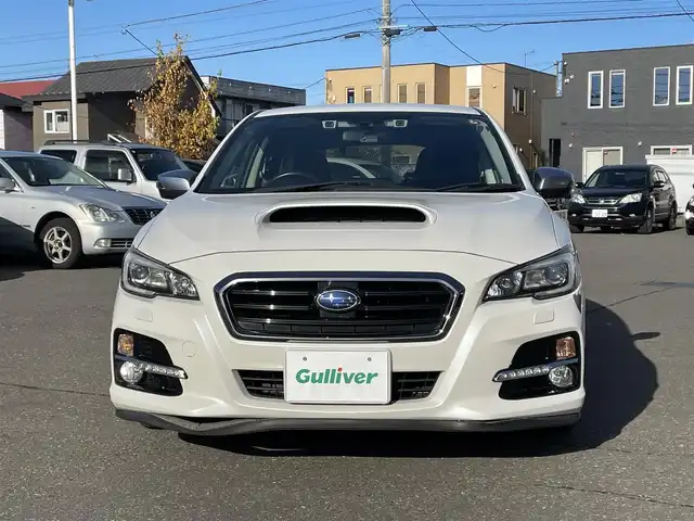 スバル レヴォーグ 1．6GT－S アイサイト 道央・札幌 2014(平26)年 11.8万km クリスタルホワイトP 登録時走行距離117/852km/　４　W　D　/アイサイト/純正SDナビ(CD/DVD/FM/AM/SD/BT)/フルセグテレビ（走行中視聴可能）/バックカメラ/アイドリングストップ/ウィンカーミラー/クルーズコントロール（追従走行あり）/ドアバイザー/プッシュスタート/ETC/MTモード付AT/パドルシフト/USB入力端子/純正ドライブレコーダー/パワーシート（運転席/助手席）/純正フロアマット/横滑り防止装置/レーンキープアシスト/盗難防止装置/オートライト/衝突軽減ブレーキ/フォグランプ/リアフォグランプ/革巻きステアリング/ステアリングスイッチ/イルミネーションコントロール/ワイパー間欠時間コントローラー/ヒルホールドスイッチ/社外エンジンスターター/電動格納ミラー/バニティミラー