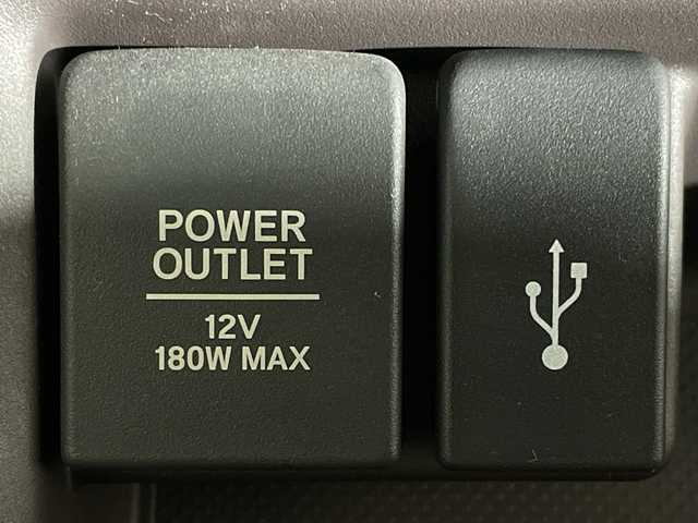 ホンダ フリード ハイブリット G ホンダセンシング 福岡県 2020(令2)年 3.2万km ミッドナイトブルービームM 禁煙車/社外メモリナビ/・CD/DVD/BT/HDMI/フルセグTV/・バックモニター/後席モニター/ホンダセンシング/両側パワースライドドア/ETC/シートヒーター（D/N)/ステアリングリモコン/スマートキー/・プッシュスタート/LEDヘッドライト/・オートライト/純正フロアマット