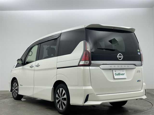 日産 セレナ ハイウェイスターVセレクションⅡ 岡山県 2017(平29)年 5.7万km ブリリアントホワイトパール 純正ナビ/【ナビ/フルセグ/Bluetooth/AUX】	/バックカメラ/クルーズコントロール/LEDヘッドライト（AUTO機能付き）	/ETC	/エマージェンシーブレーキ	/車線逸脱防止システム	/横滑り防止装置	/社外ドライブレコーダー（前）	/純正16インチアルミ	/アイドリングストップ/ISOFIX/チルトステアリング/シートリフター/シートバックテーブル/ウィンカーミラー/ドアバイザー/純正フロアマット	/ステアリングスイッチ	/プッシュスタート