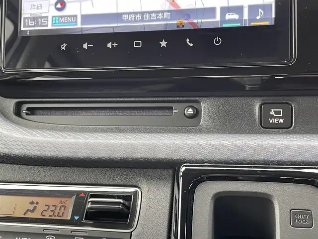 スズキ ソリオ HV SZ 山梨県 2023(令5)年 1.5万km ピュアホワイトパール/ガンメタリック2トーン ワンオーナー/純正ナビ/Bluetooth接続/フルセグTV/全方位カメラ/ETC/両側電動スライドドア/前席シートヒーター/ヘッドアップディスプレイ/パドルシフト/レーダークルーズコントロール/ステアリングスイッチ/スペアキー/取扱説明書/保証書